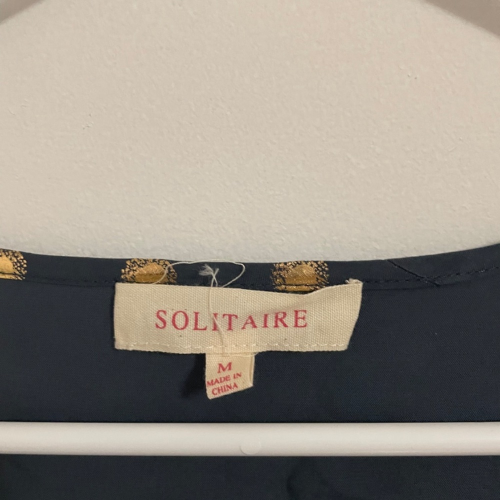 Blouse - Picture 2 of 2